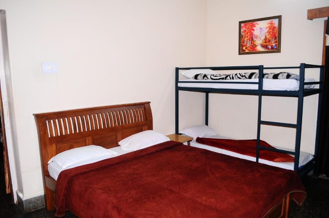 Park Corner Home Stay กูนูร์ ภายนอก รูปภาพ