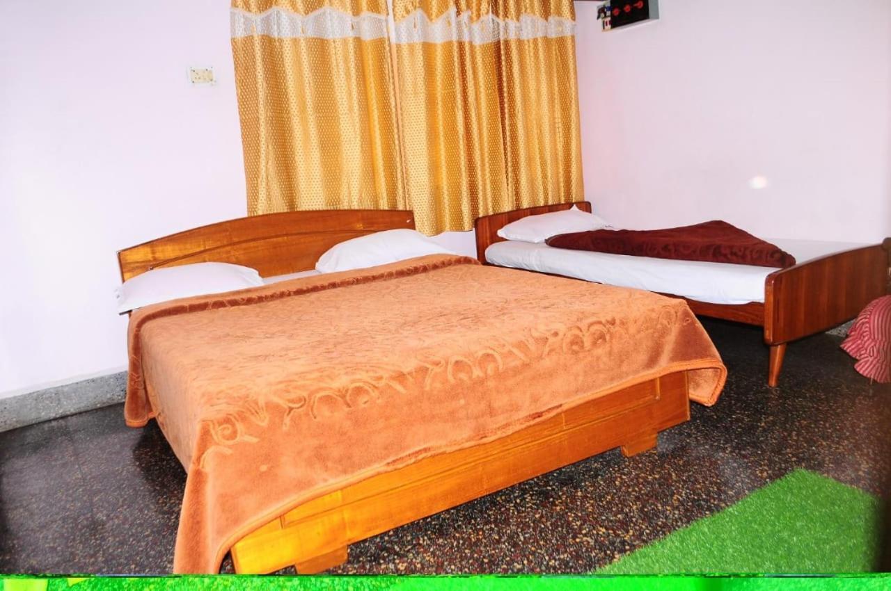 Park Corner Home Stay กูนูร์ ภายนอก รูปภาพ