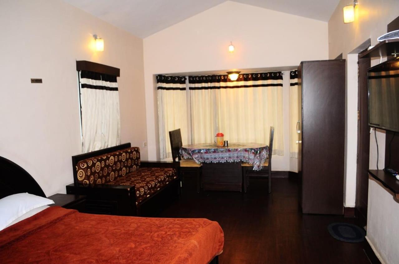 Park Corner Home Stay กูนูร์ ภายนอก รูปภาพ