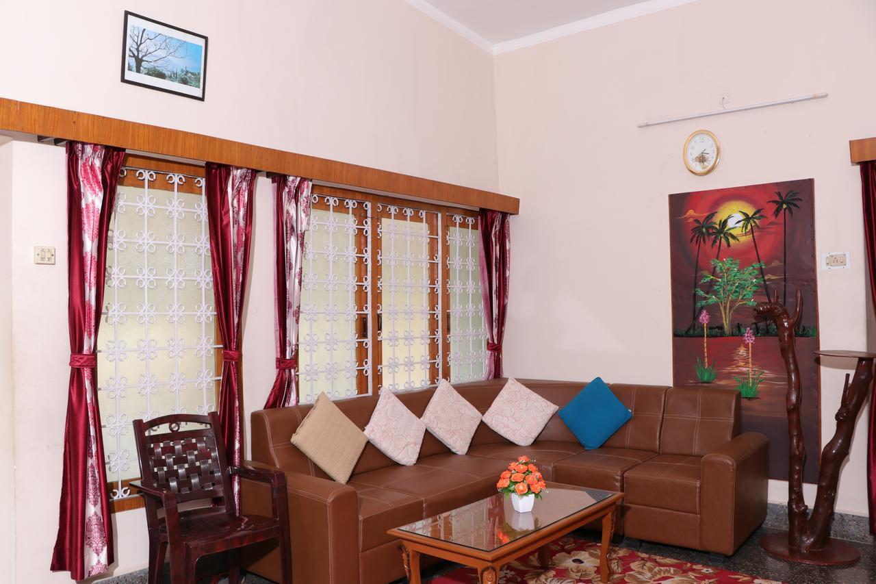 Park Corner Home Stay กูนูร์ ภายนอก รูปภาพ