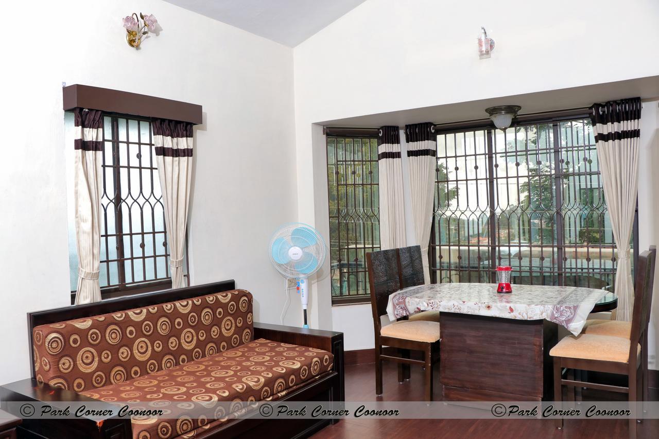 Park Corner Home Stay กูนูร์ ภายนอก รูปภาพ